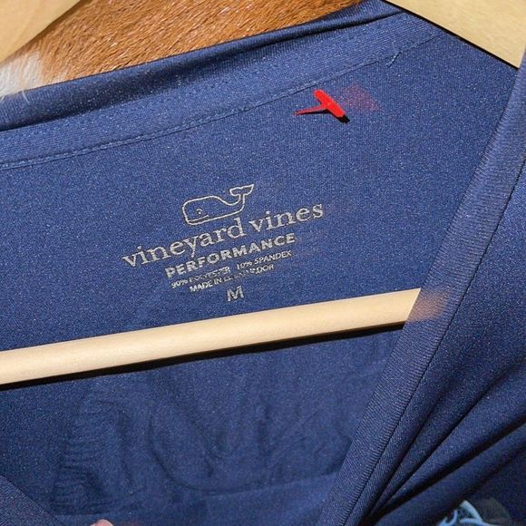 Vineyard Vines DriFit Material Fishing Performance Long Sleeve T-shirt - Picture 4 of 5